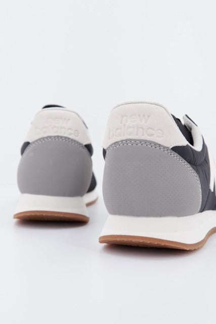 NEW BALANCE U HB en color NEGRO (3)