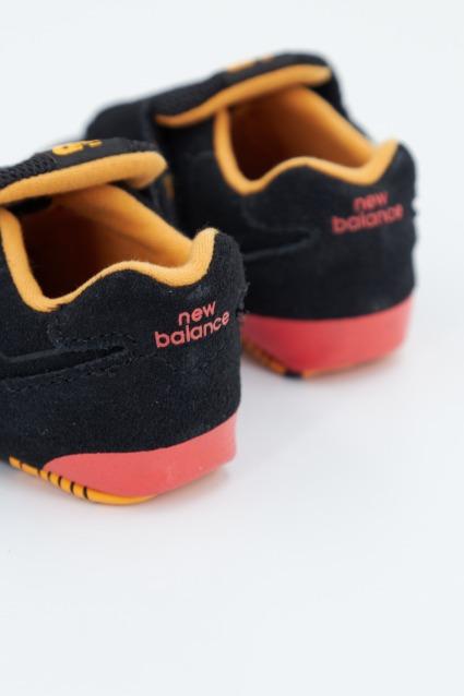 NEW BALANCE CC ZOL en color NEGRO (4)