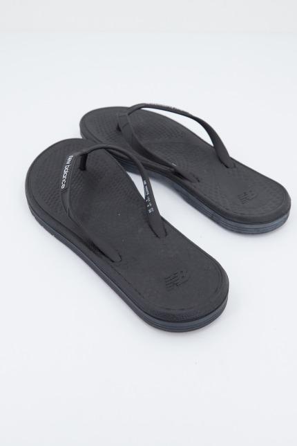 NEW BALANCE W BK en color NEGRO (3)