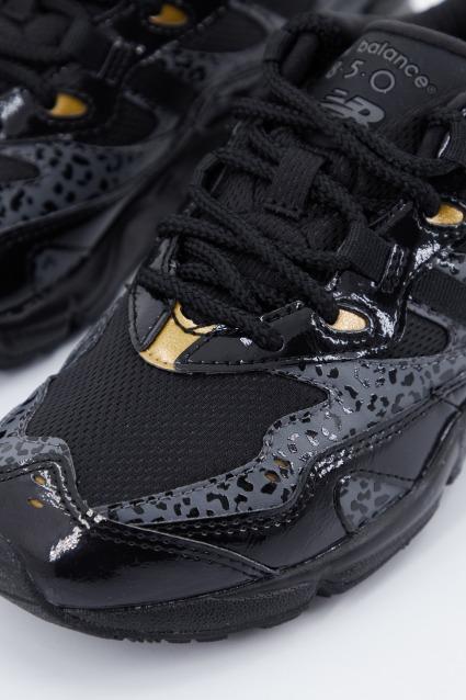 NEW BALANCE WL LBD en color NEGRO (2)