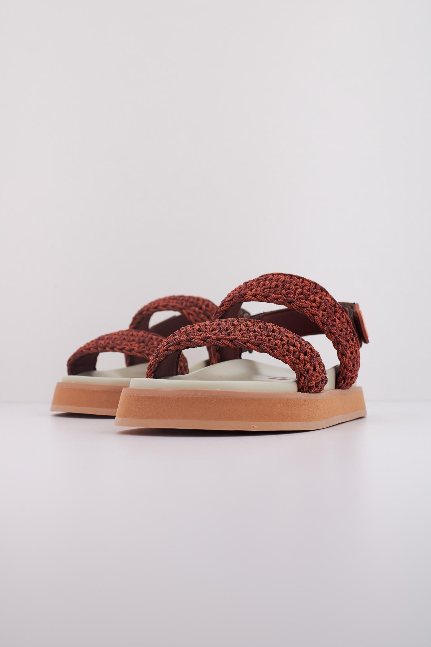 HOFF GALDANA en color MARRON (2)