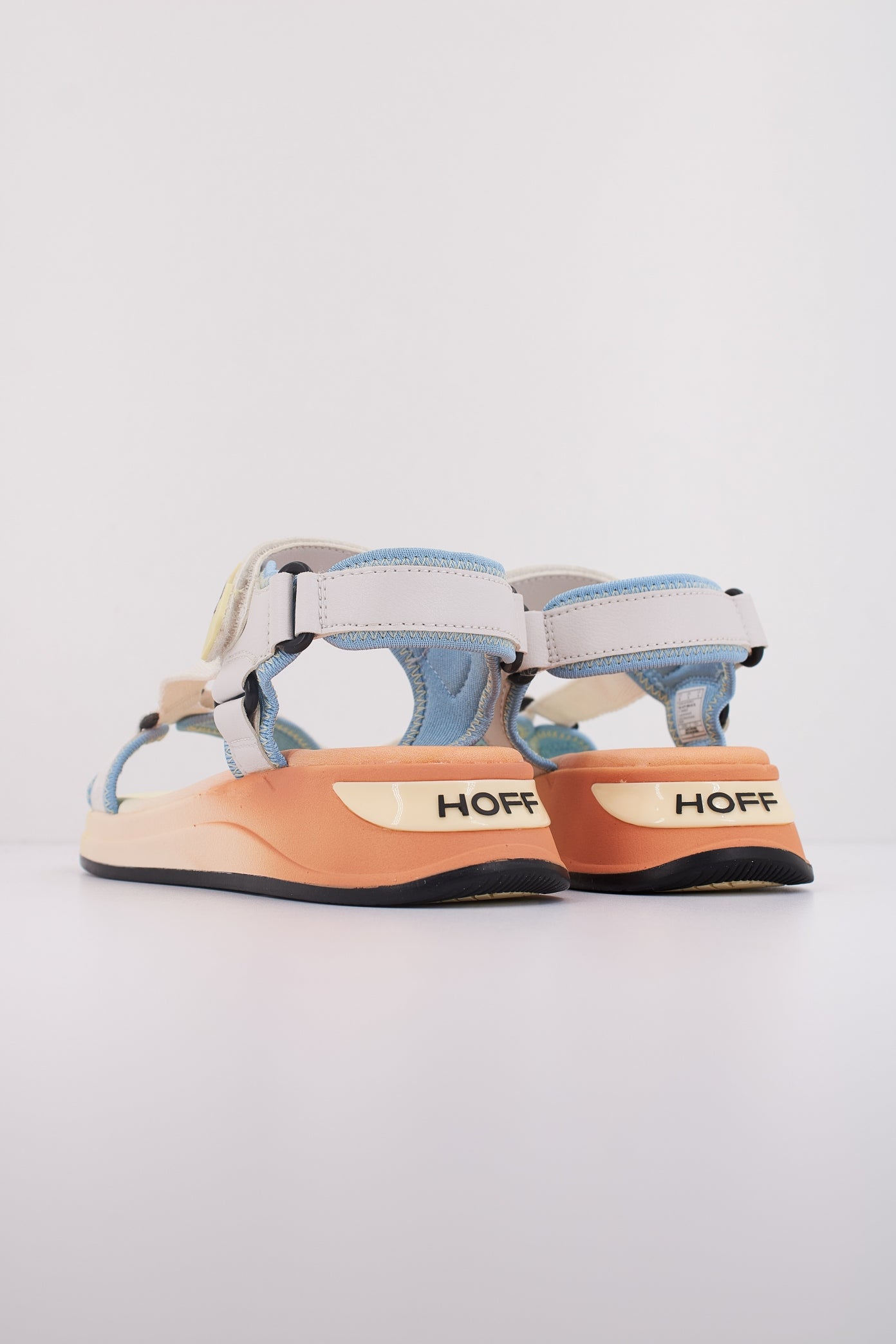 HOFF BARDUDA en color BLANCO (4)