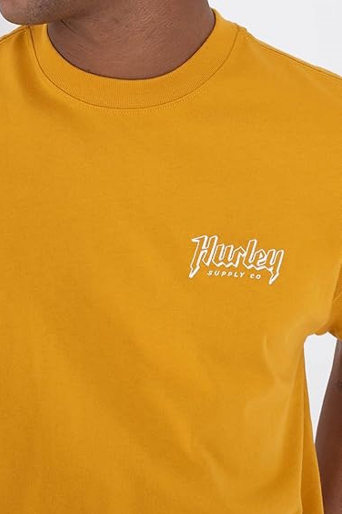 HURLEY BUILT OUTLINE SS en color AMARILLO (3)