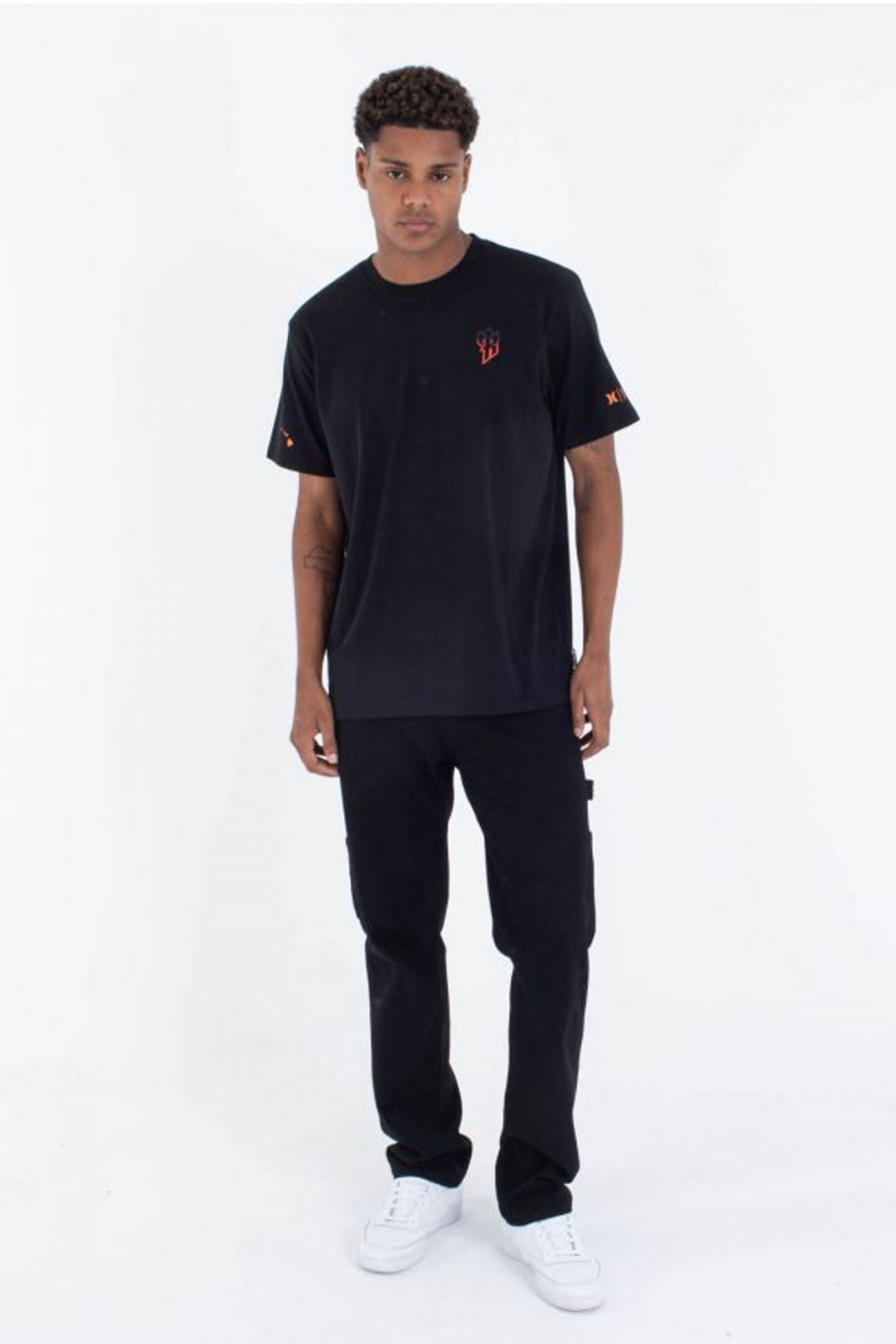 HURLEY M HAWAII SUNSET TEE en color NEGRO (1)