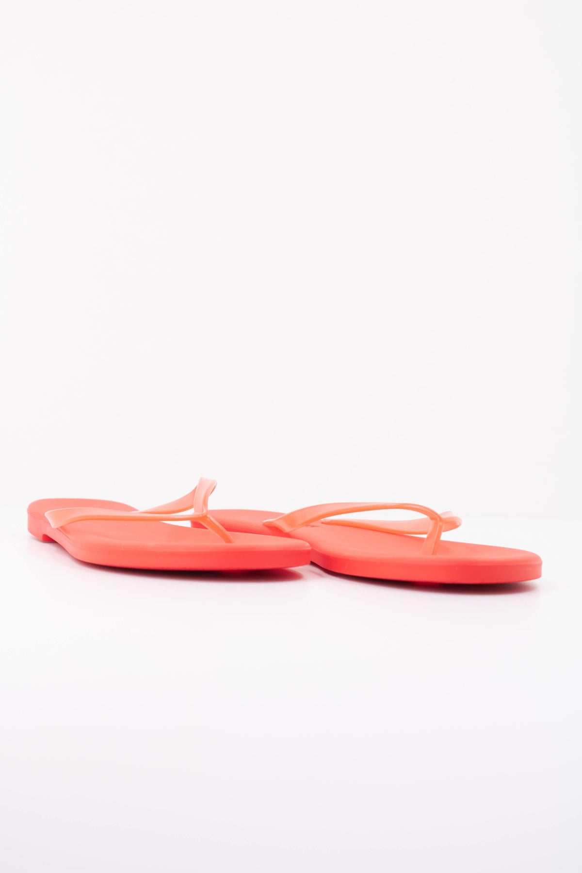 TKEES AQUA SANDALIA en color ROJO (2)
