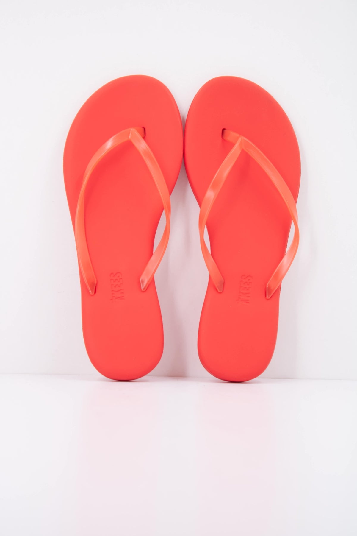 TKEES AQUA SANDALIA en color ROJO (3)