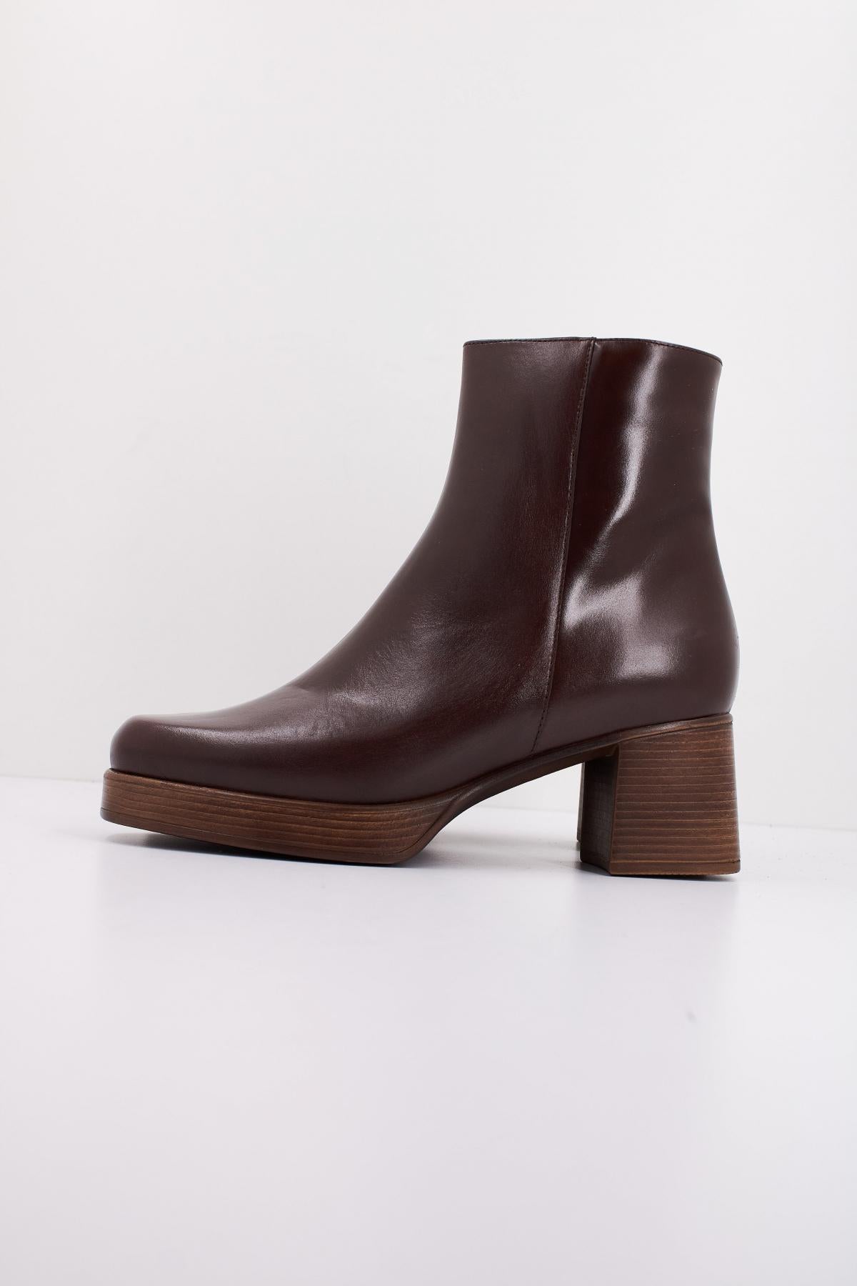 PIESANTO P en color MARRON (1)