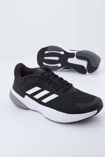 ADIDAS RESPONSE SUPER . en color NEGRO (1)