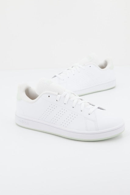 ADIDAS ADVANTAGE BASE en color BLANCO (2)