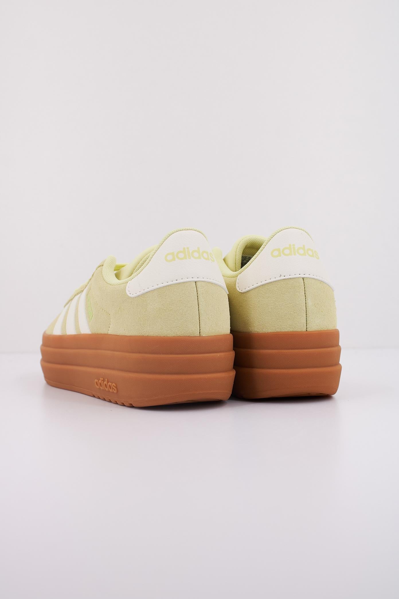 ADIDAS VL COURT BOLD en color AMARILLO (4)