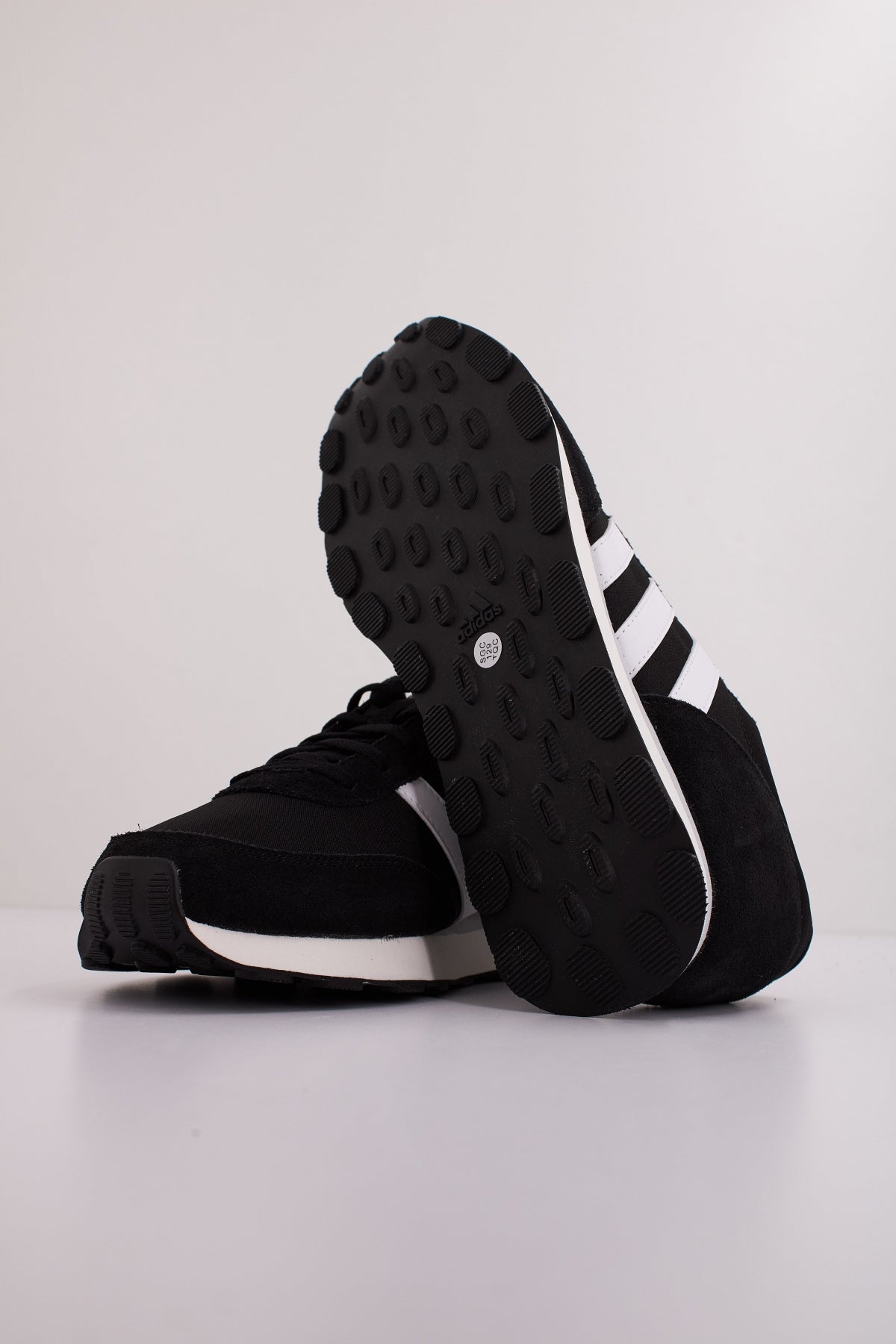 ADIDAS RUN s . en color NEGRO (5)
