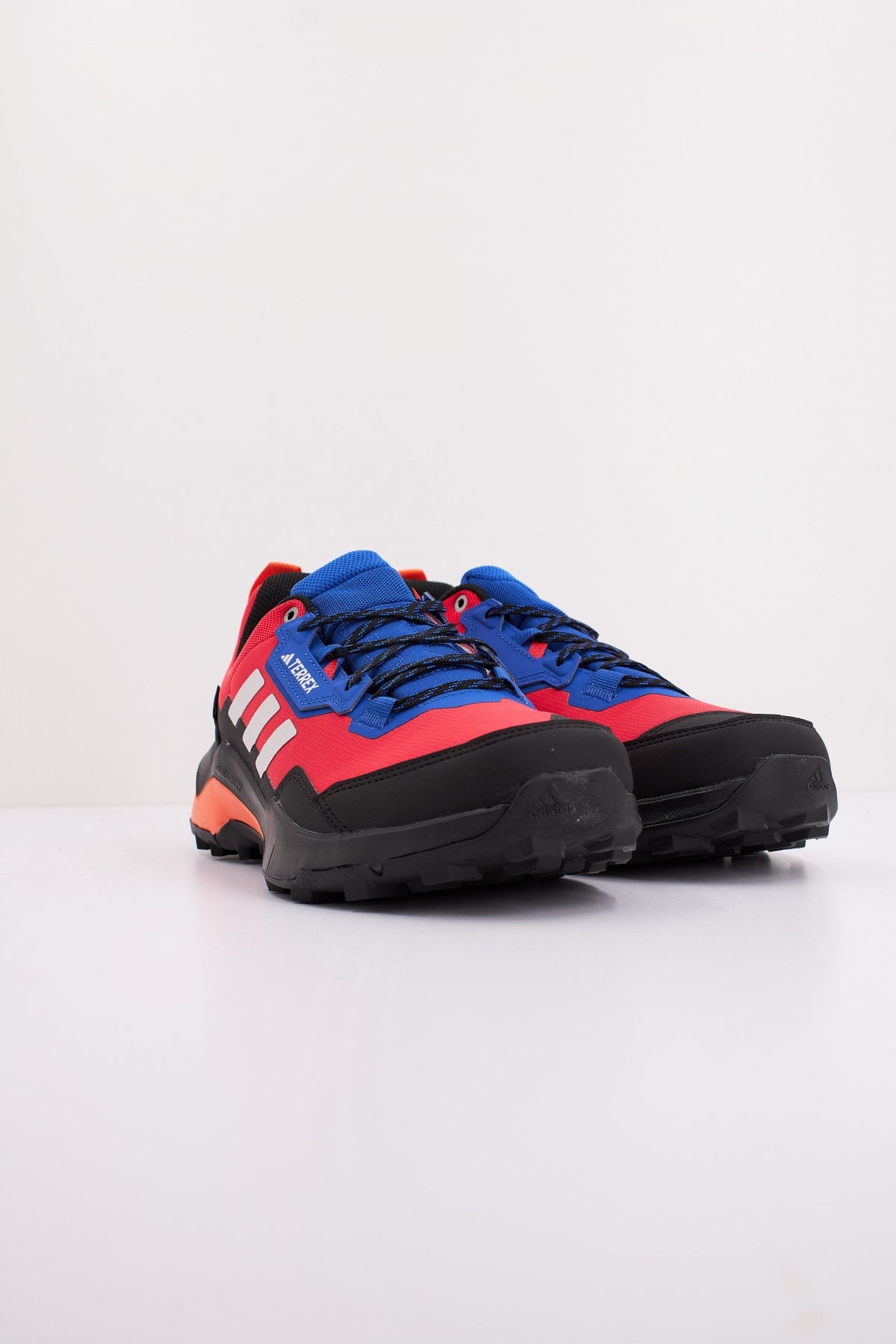 ADIDAS TERREX AX GTX en color ROJO (2)