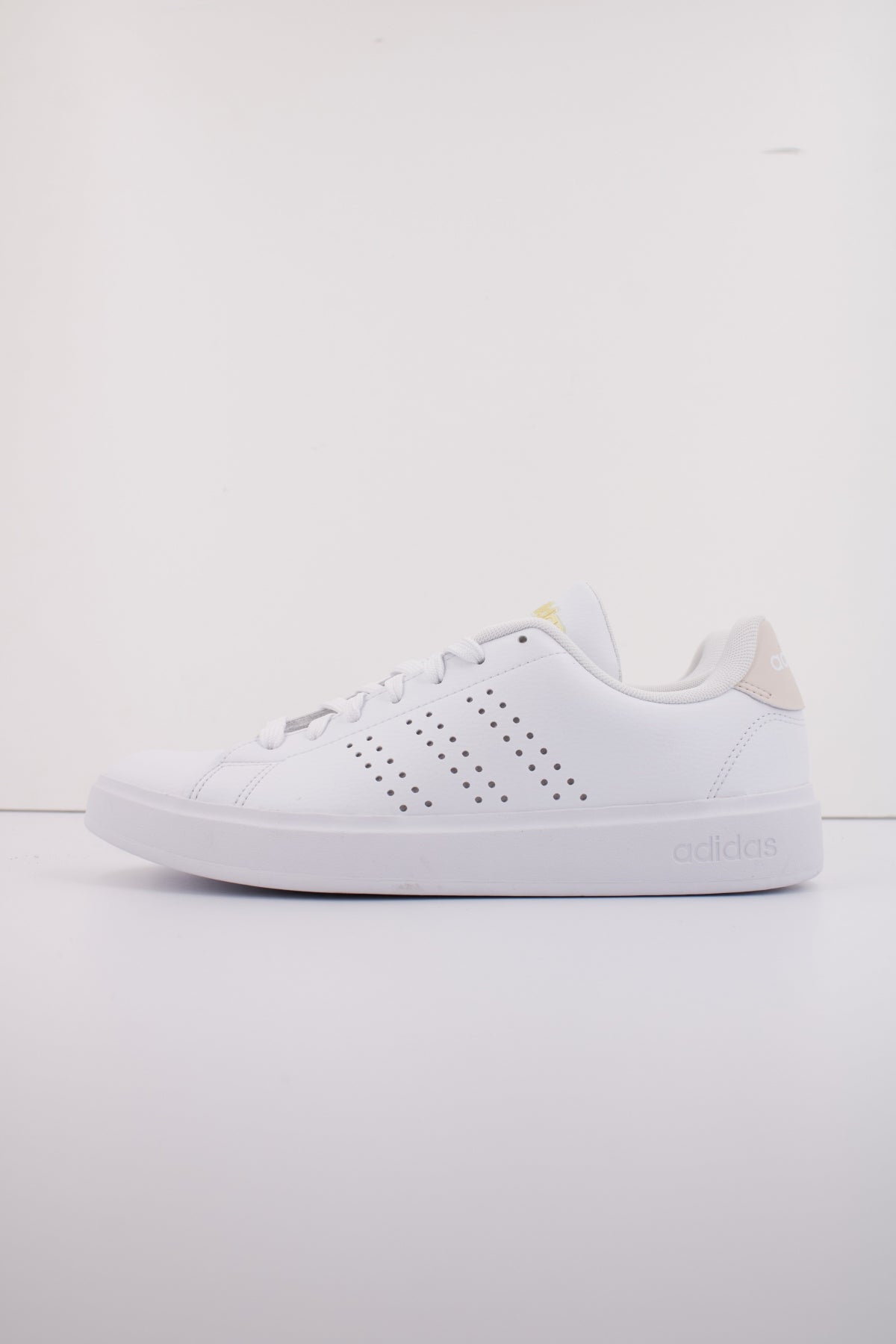ADIDAS ADVANTAGE . en color BLANCO (1)