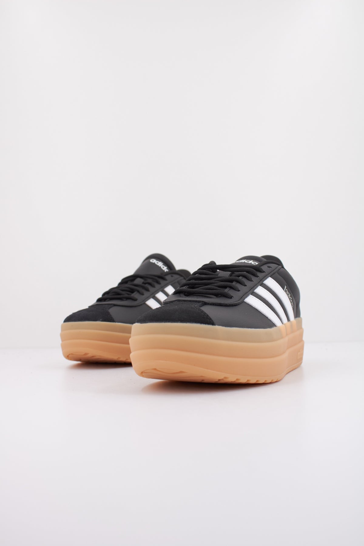 ADIDAS VL COURT BOLD en color NEGRO (2)