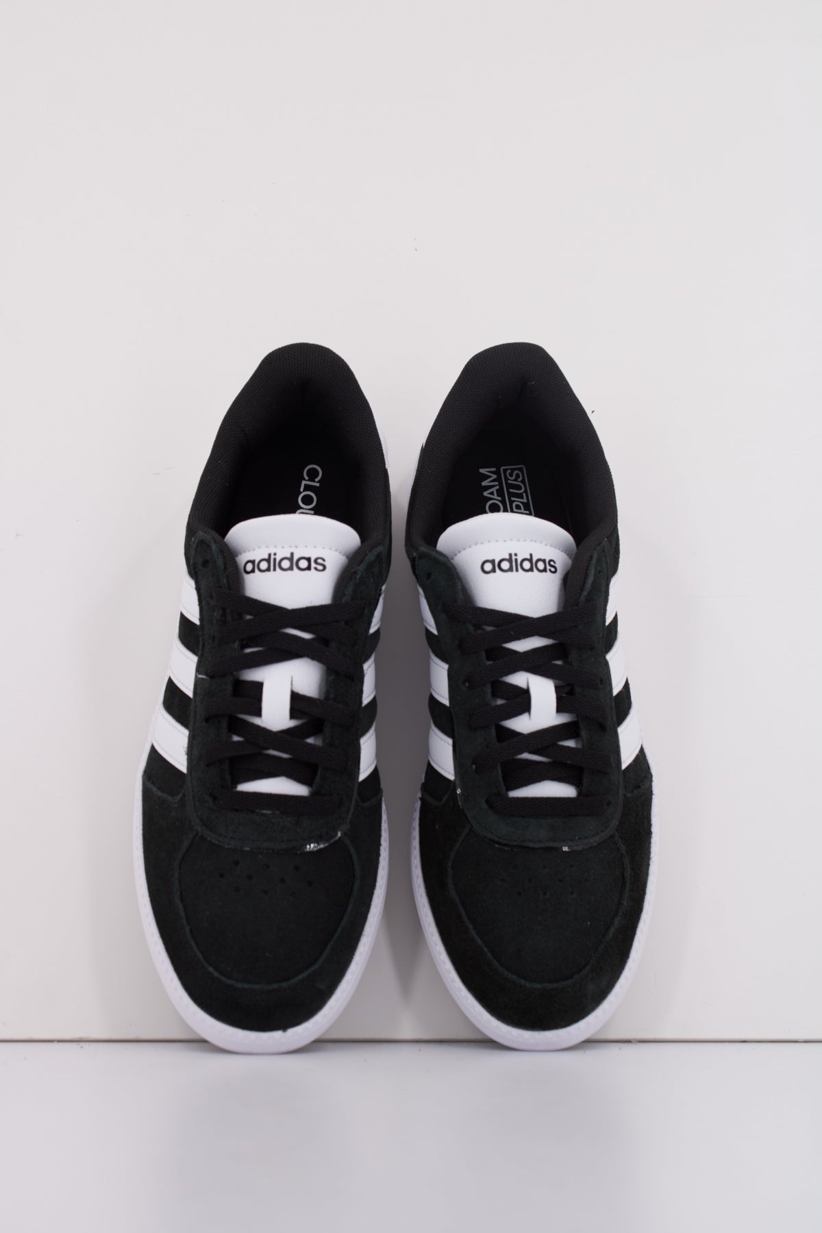 ADIDAS BREAKNET SLEEK en color NEGRO (3)