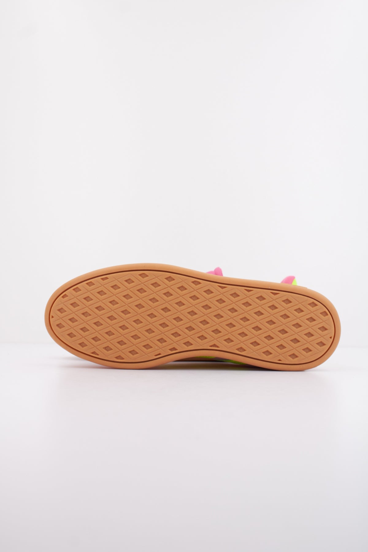 ADIDAS BREAKNET SLEEK en color ROSA (5)