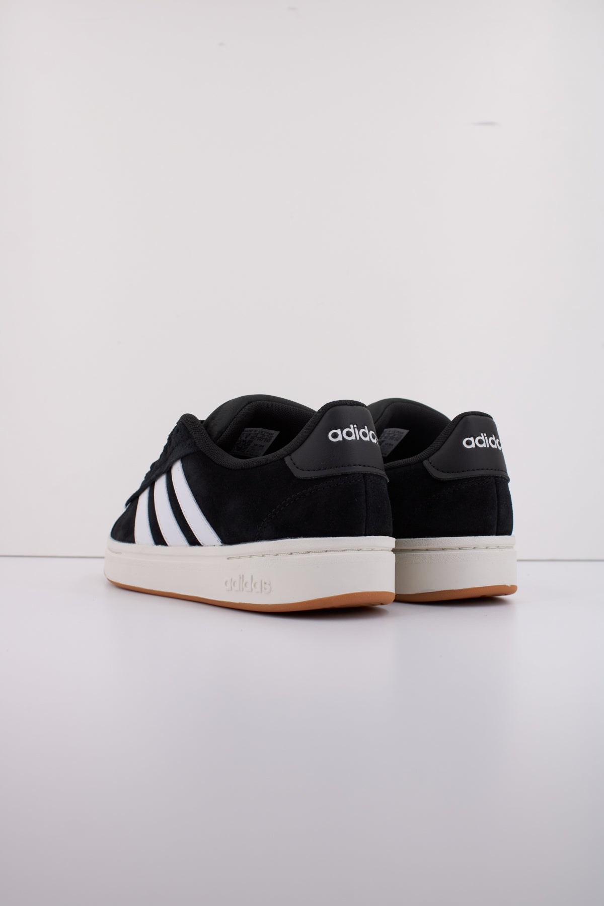 ADIDAS GRAND COURT ALPHA en color NEGRO (4)