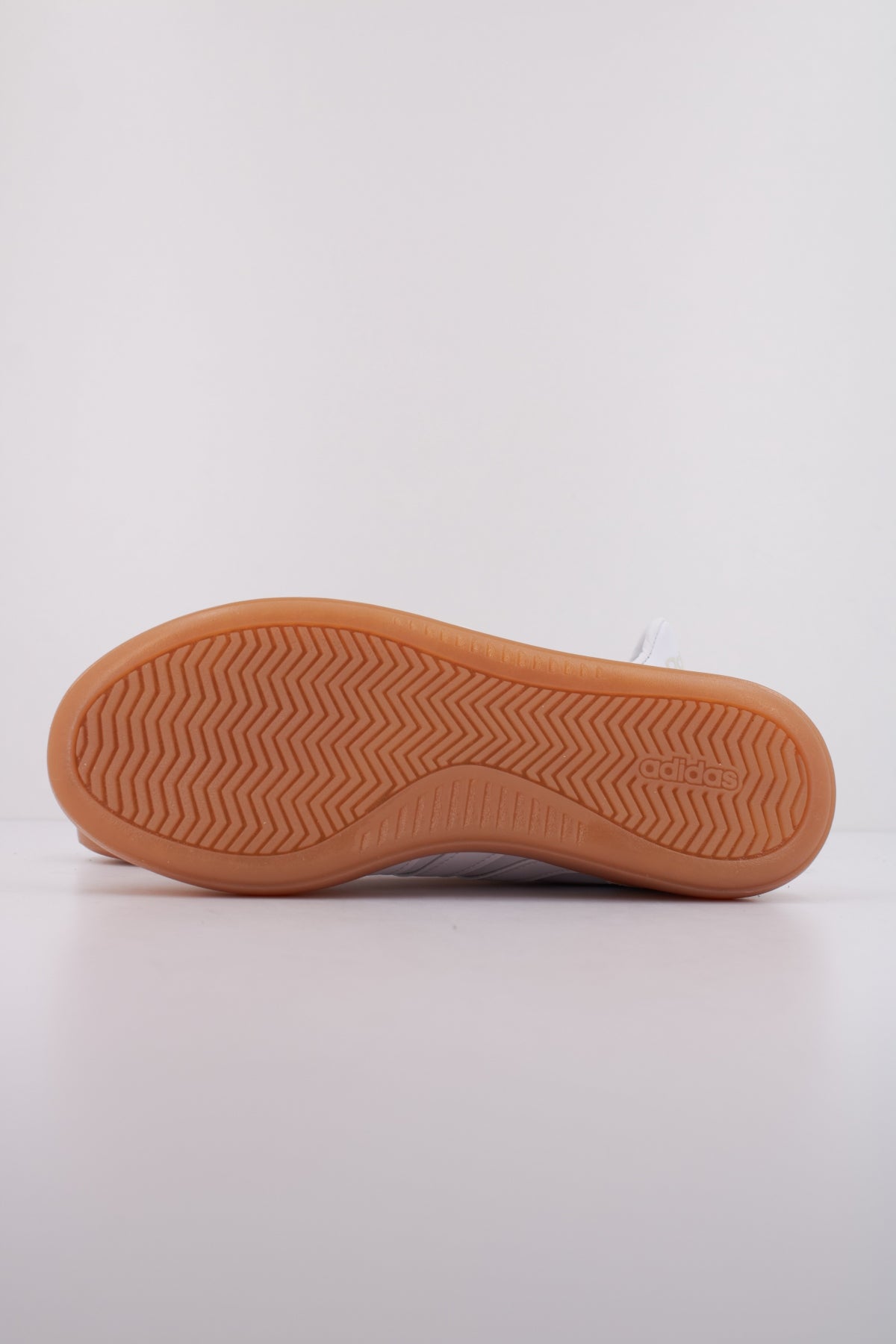 ADIDAS BARREDA DECODE LUX en color BLANCO (5)