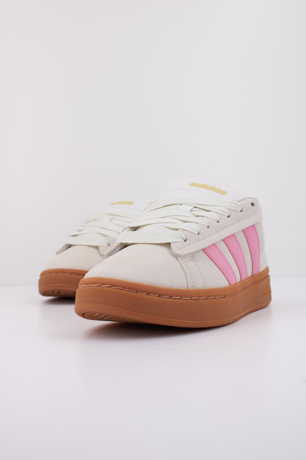 ADIDAS GRAND COURT ALPHA en color BLANCO (2)