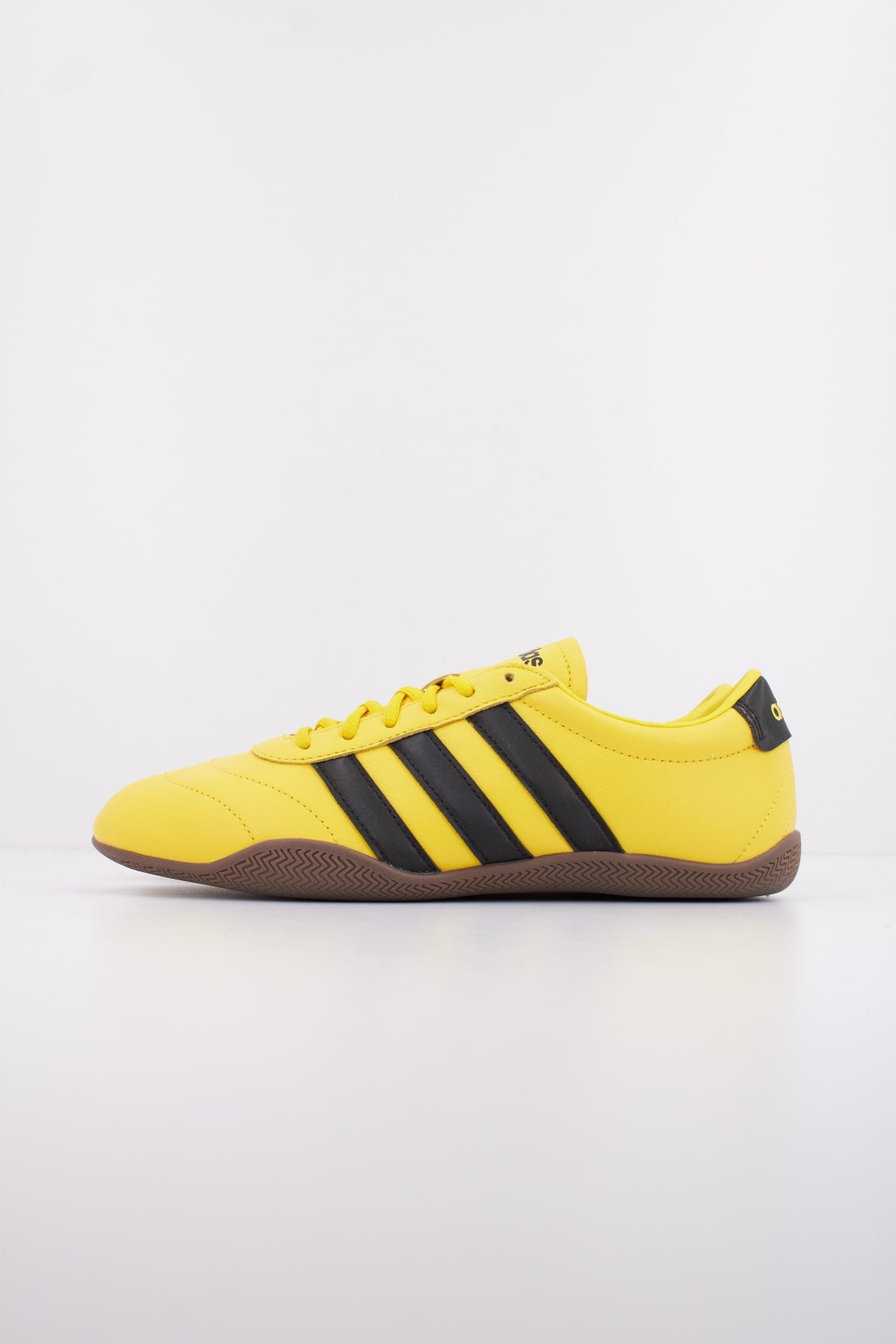 ADIDAS GRAND COURT LO en color AMARILLO (1)