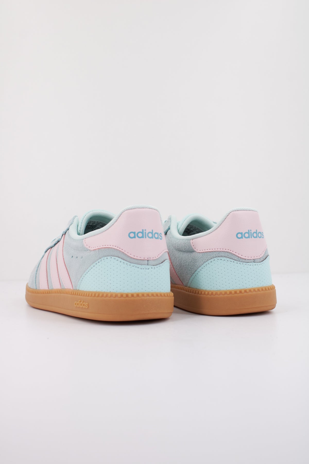 ADIDAS BREAKNET SLEEK en color AZUL (4)