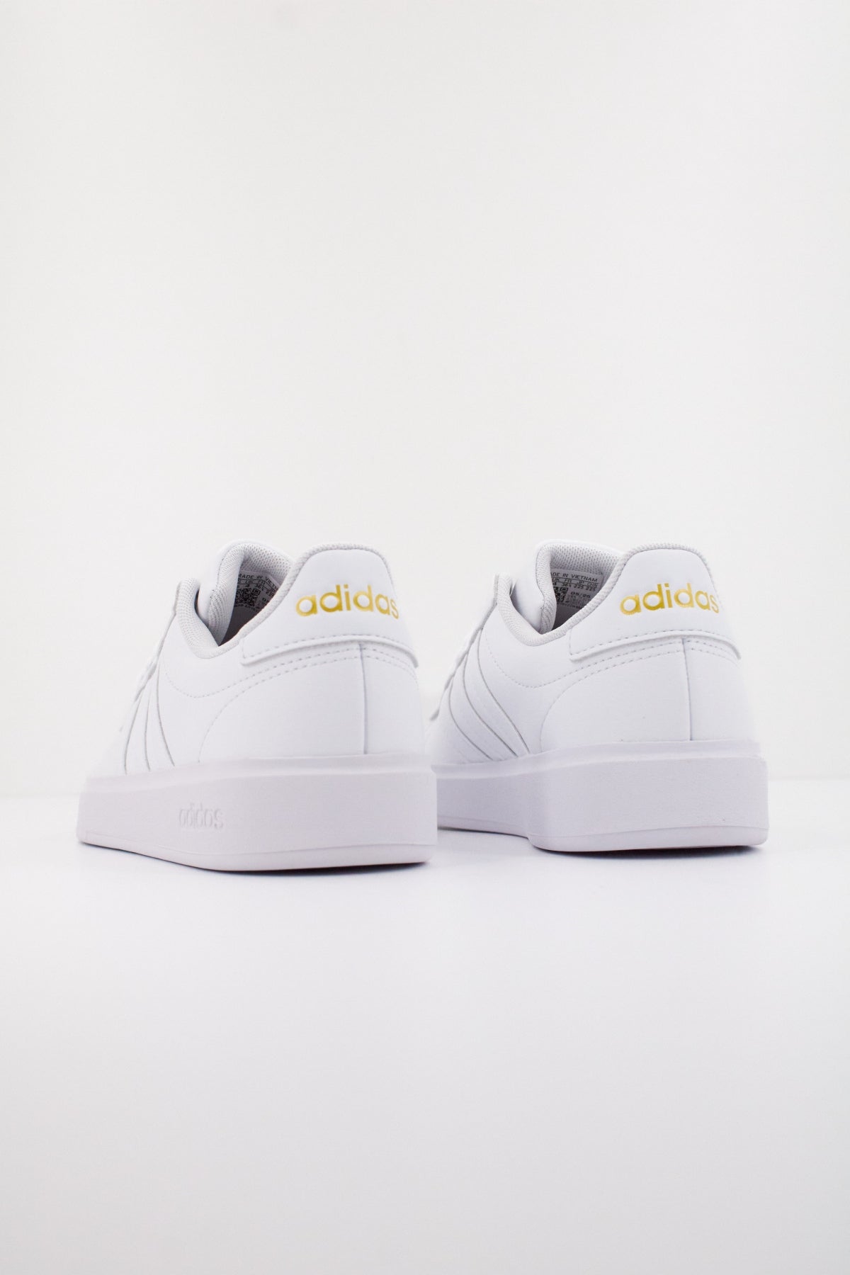 ADIDAS GRAND COURT . en color BLANCO (4)