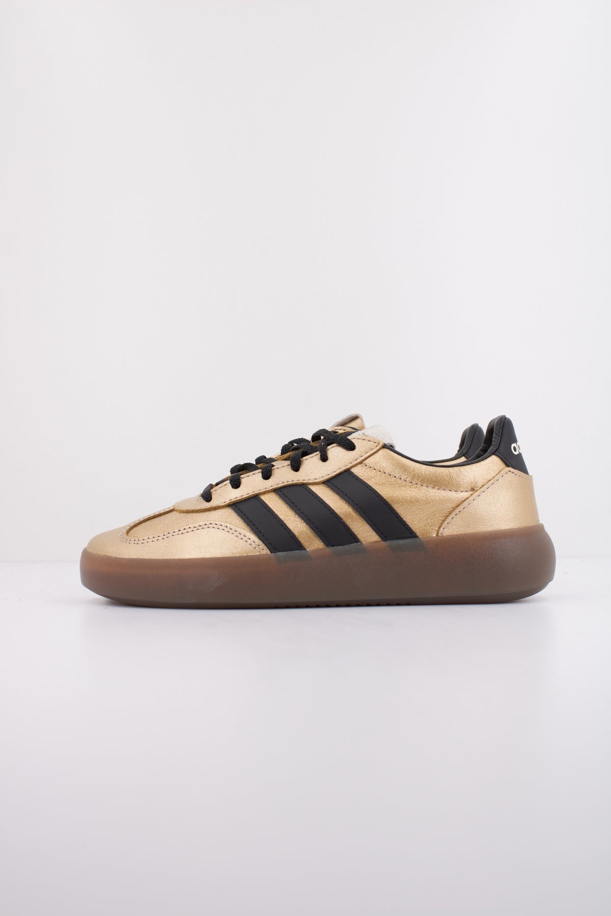 ADIDAS BARREDA DECODE LUX en color ORO (1)