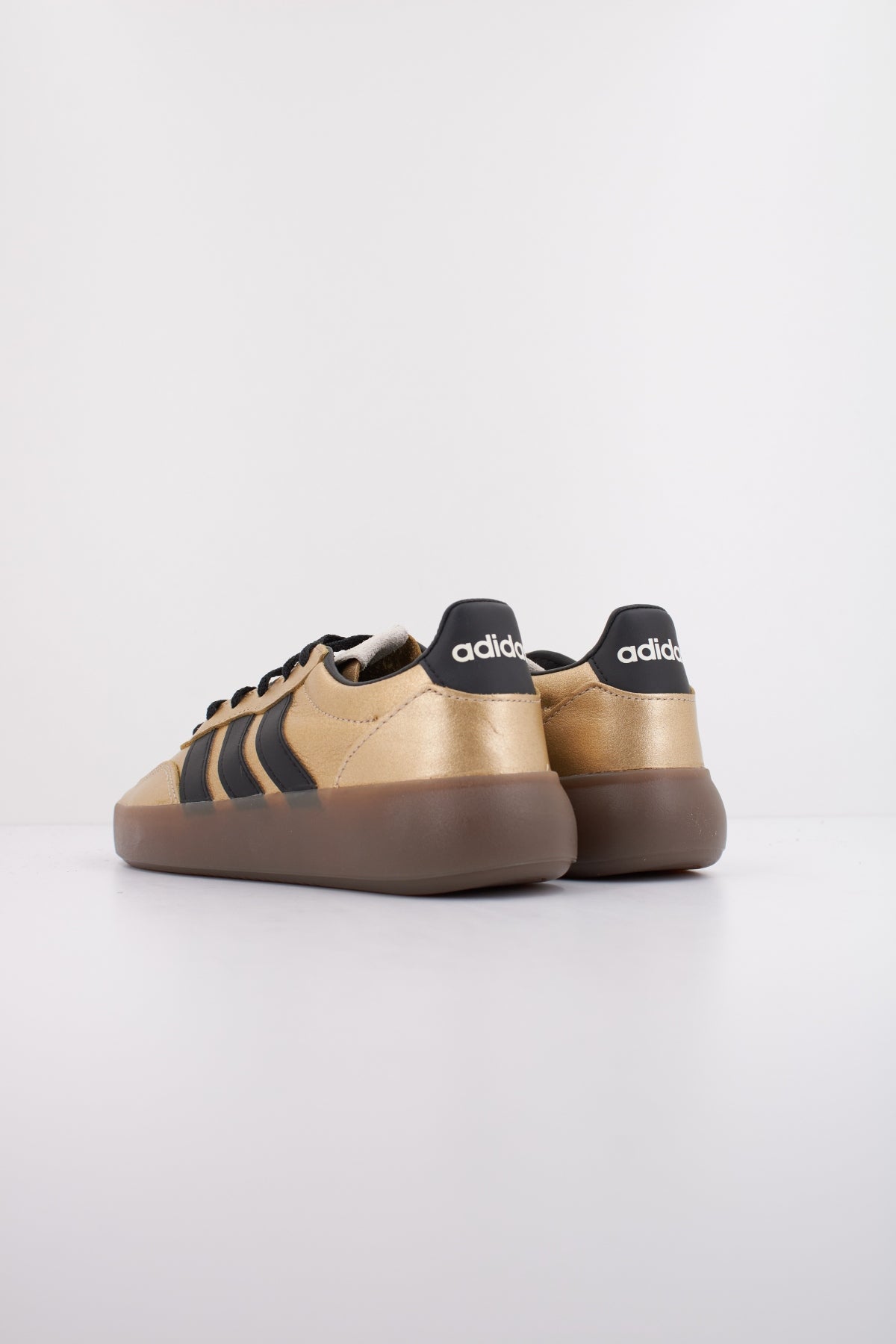 ADIDAS BARREDA DECODE LUX en color ORO (4)