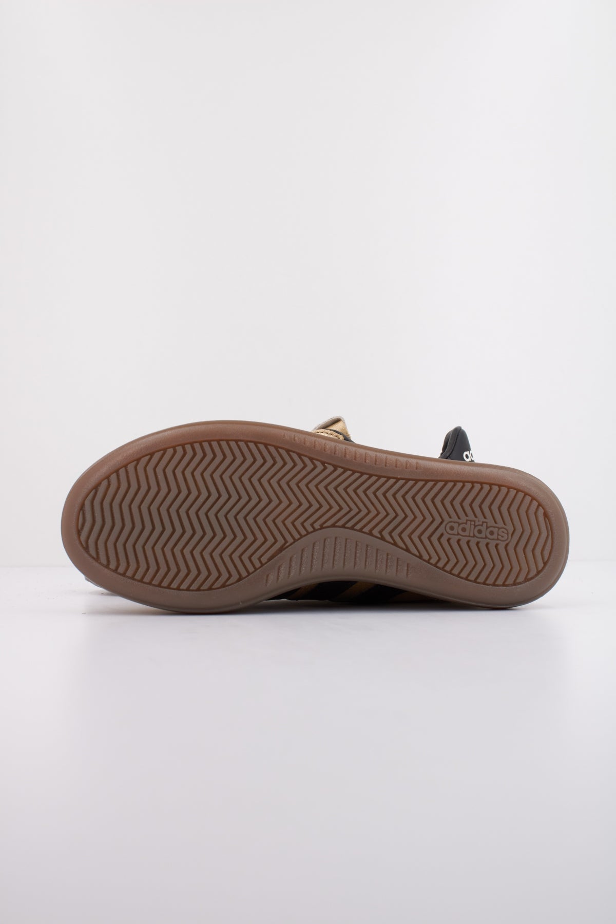 ADIDAS BARREDA DECODE LUX en color ORO (5)