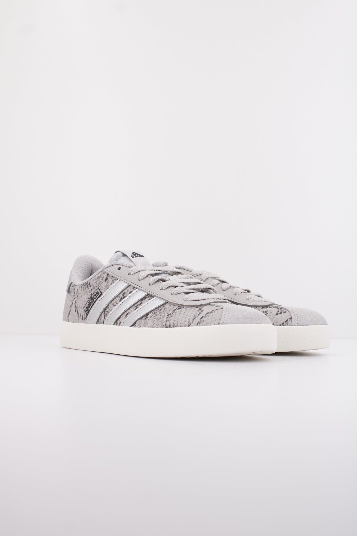ADIDAS VL COURT . en color ANIMAL PRINT (2)
