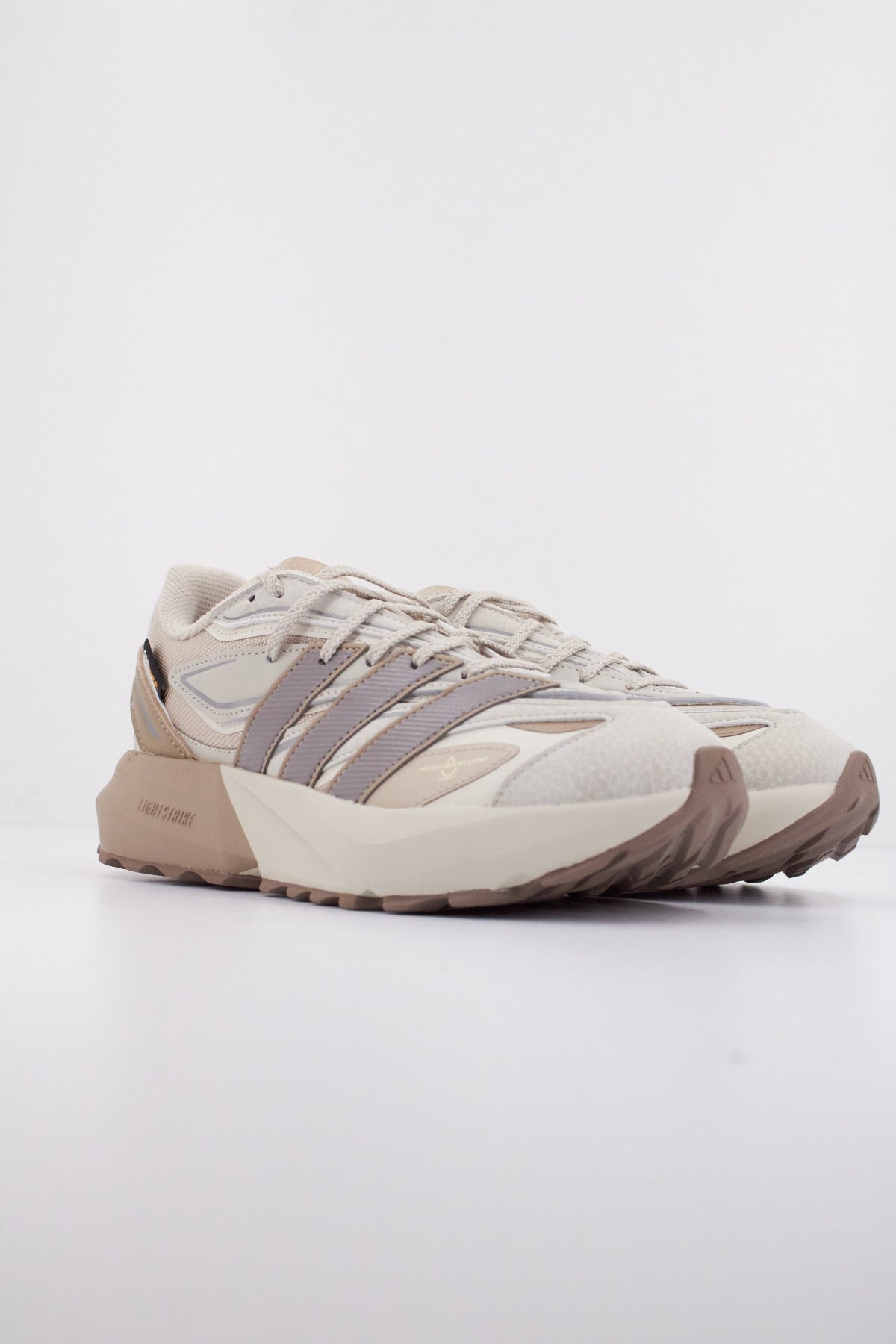 ADIDAS LIGHTBLAZE ATR en color MARRON  (2)