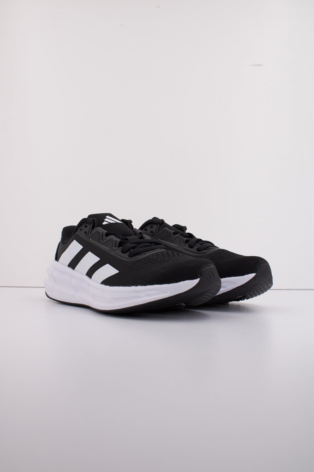 ADIDAS QUESTAR W en color NEGRO (2)