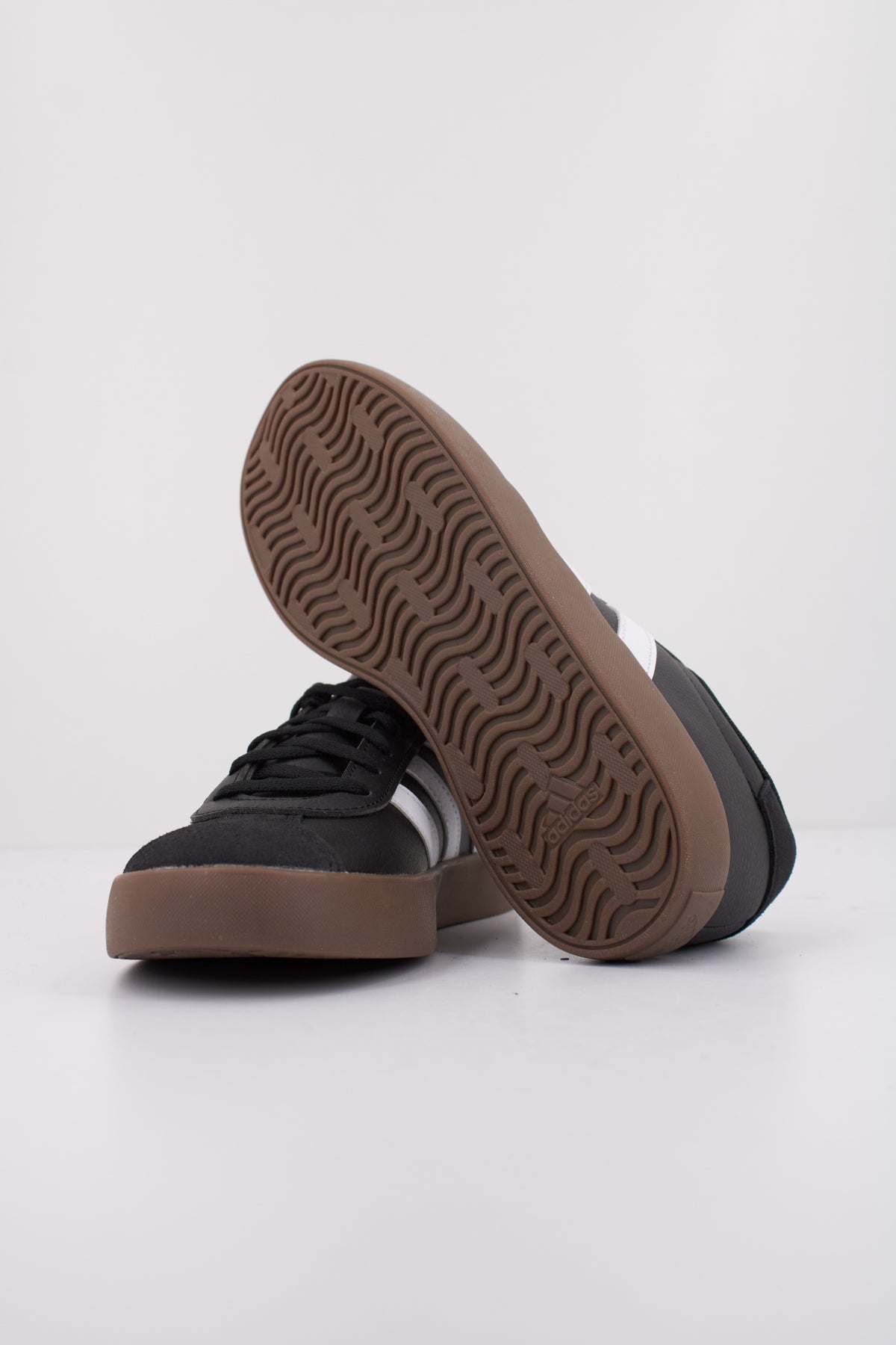 ADIDAS VL COURT . K en color NEGRO (5)