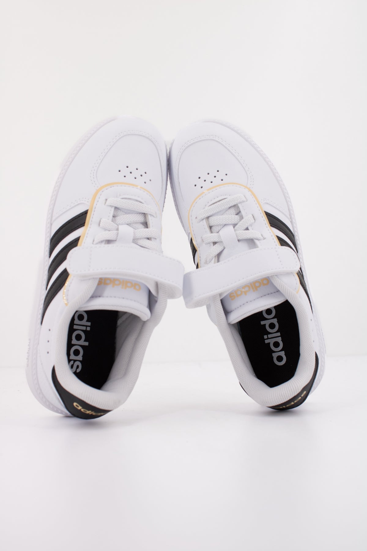ADIDAS BREAKNET SLEEK EL C en color BLANCO (3)