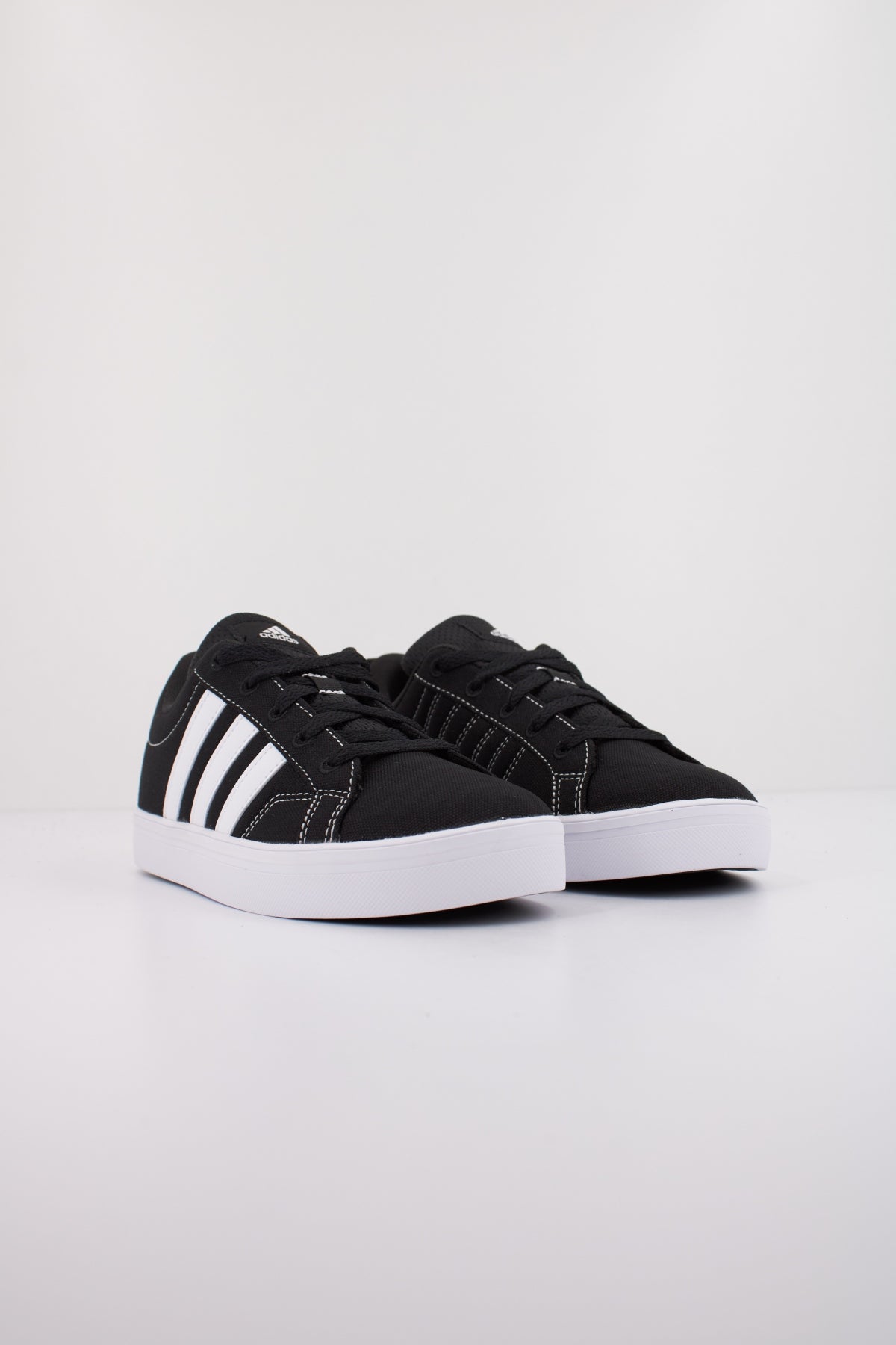 ADIDAS VS PACE . K en color NEGRO (2)