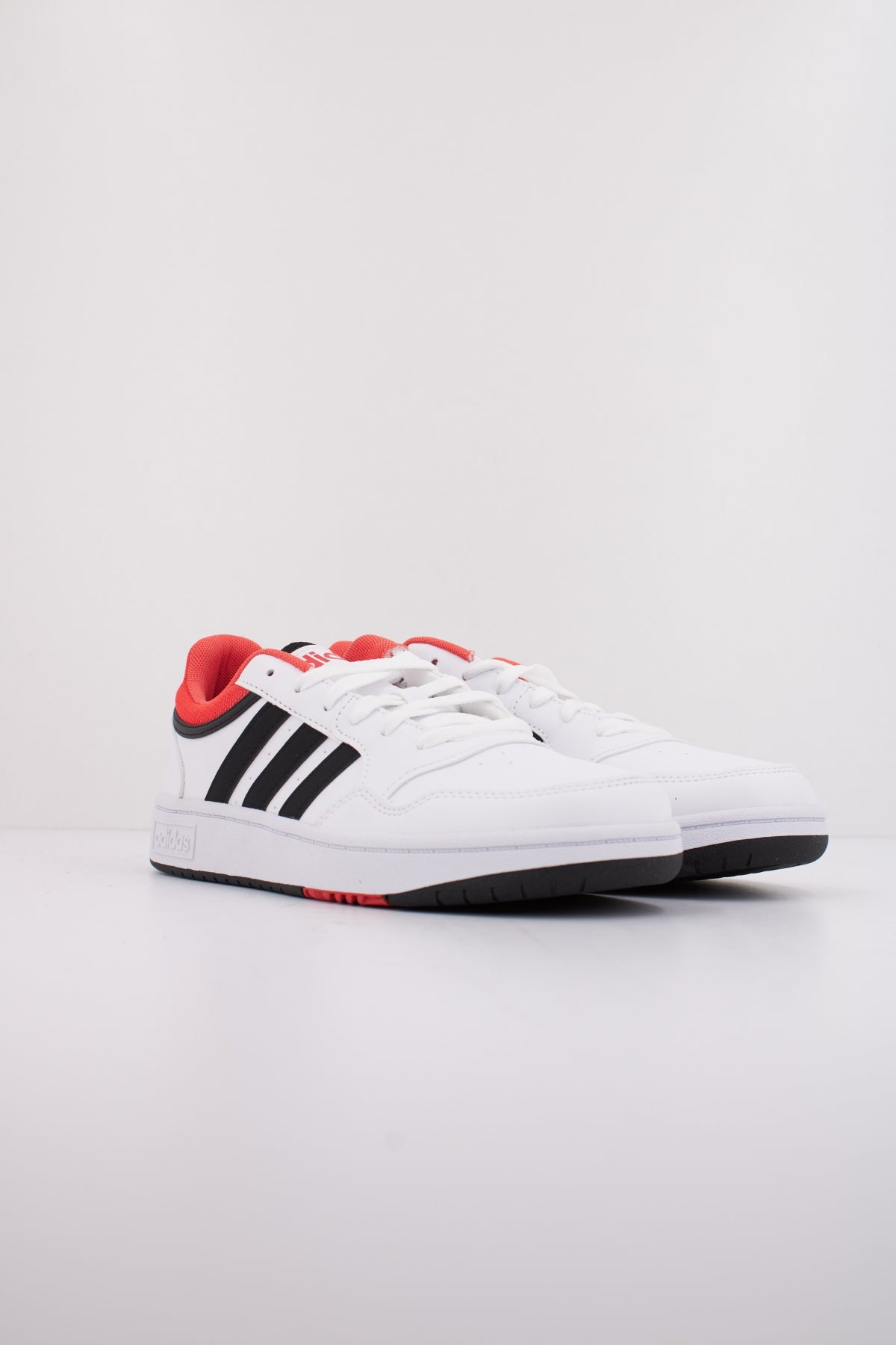 ADIDAS HOOPS . K en color BLANCO (2)