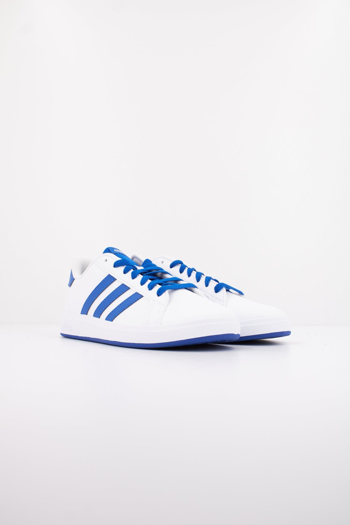 ADIDAS GRAND COURT . K en color BLANCO (2)