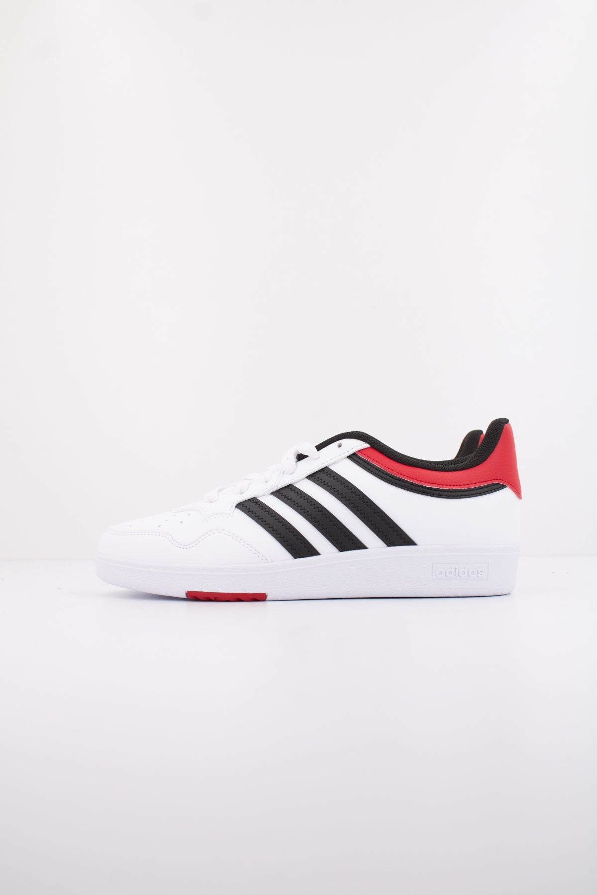 ADIDAS HOOPS . J en color BLANCO (1)