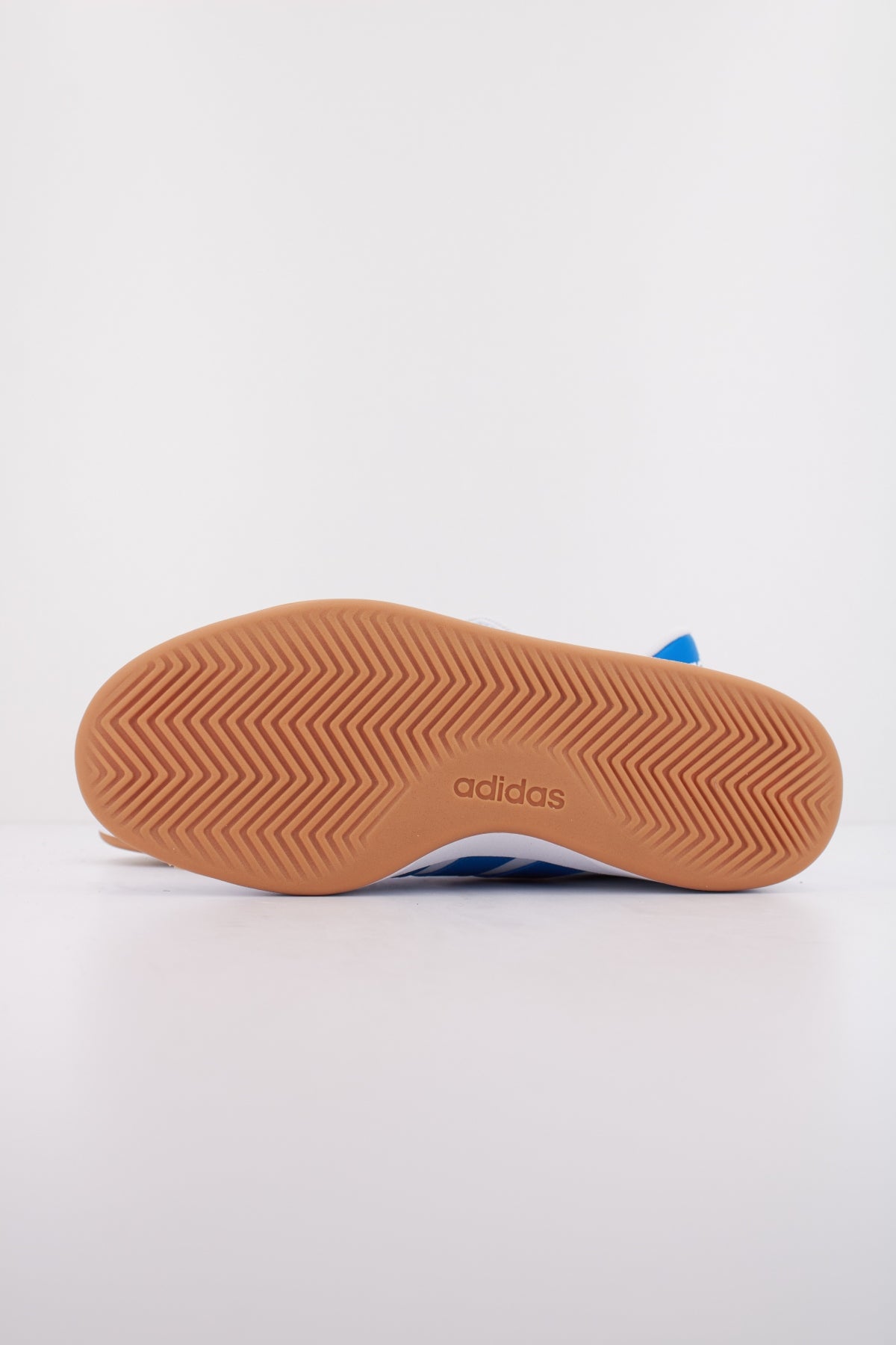 ADIDAS BREAKNET . J en color BLANCO (5)