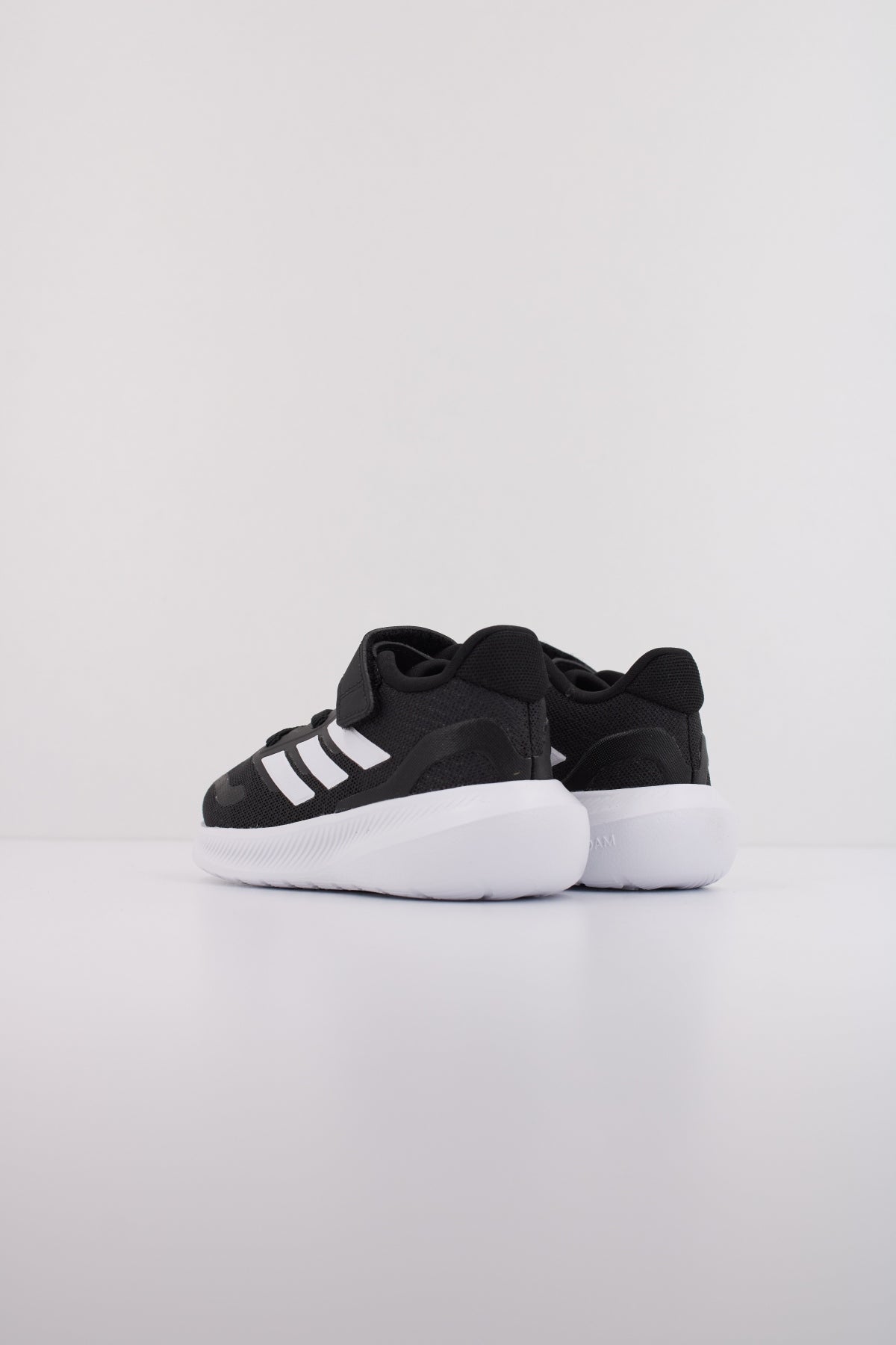 ADIDAS RUNFALCON EL I en color NEGRO (4)