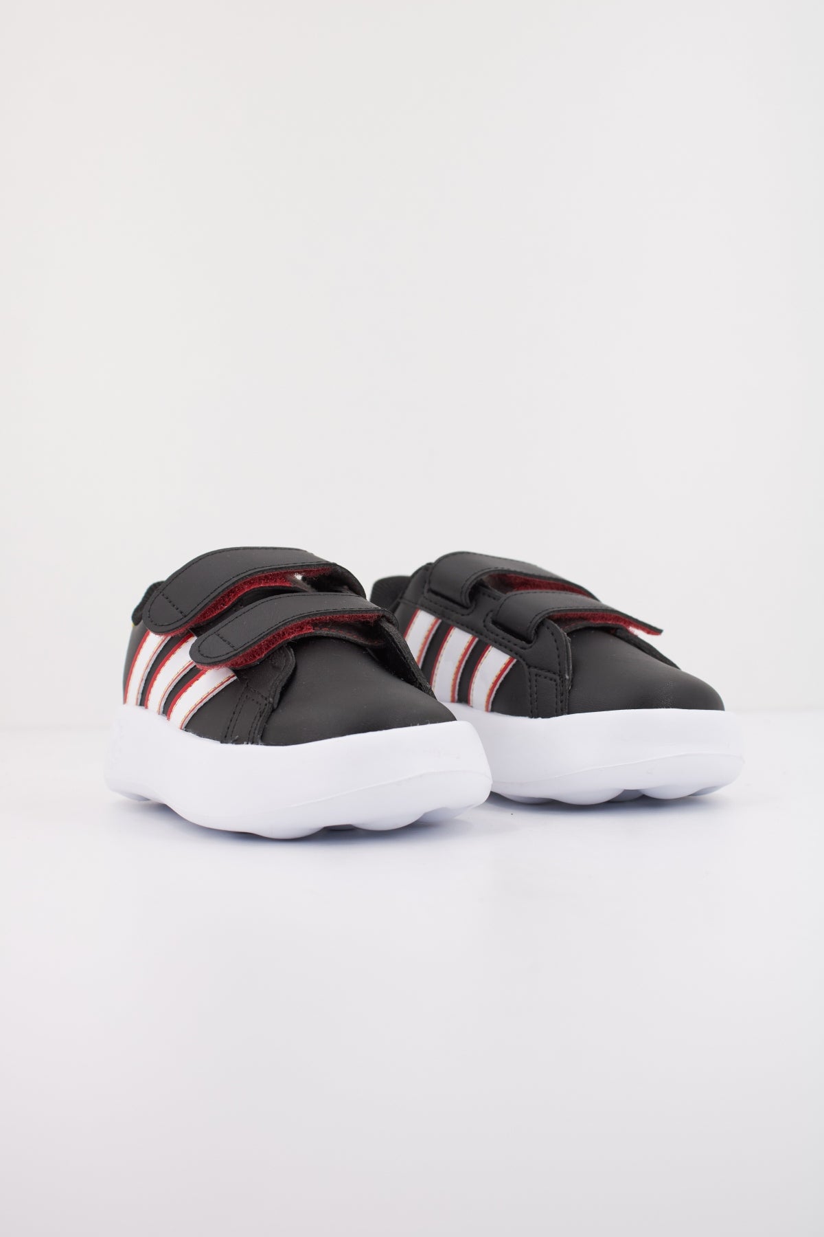 ADIDAS GRAND COURT MICKEY en color NEGRO (2)