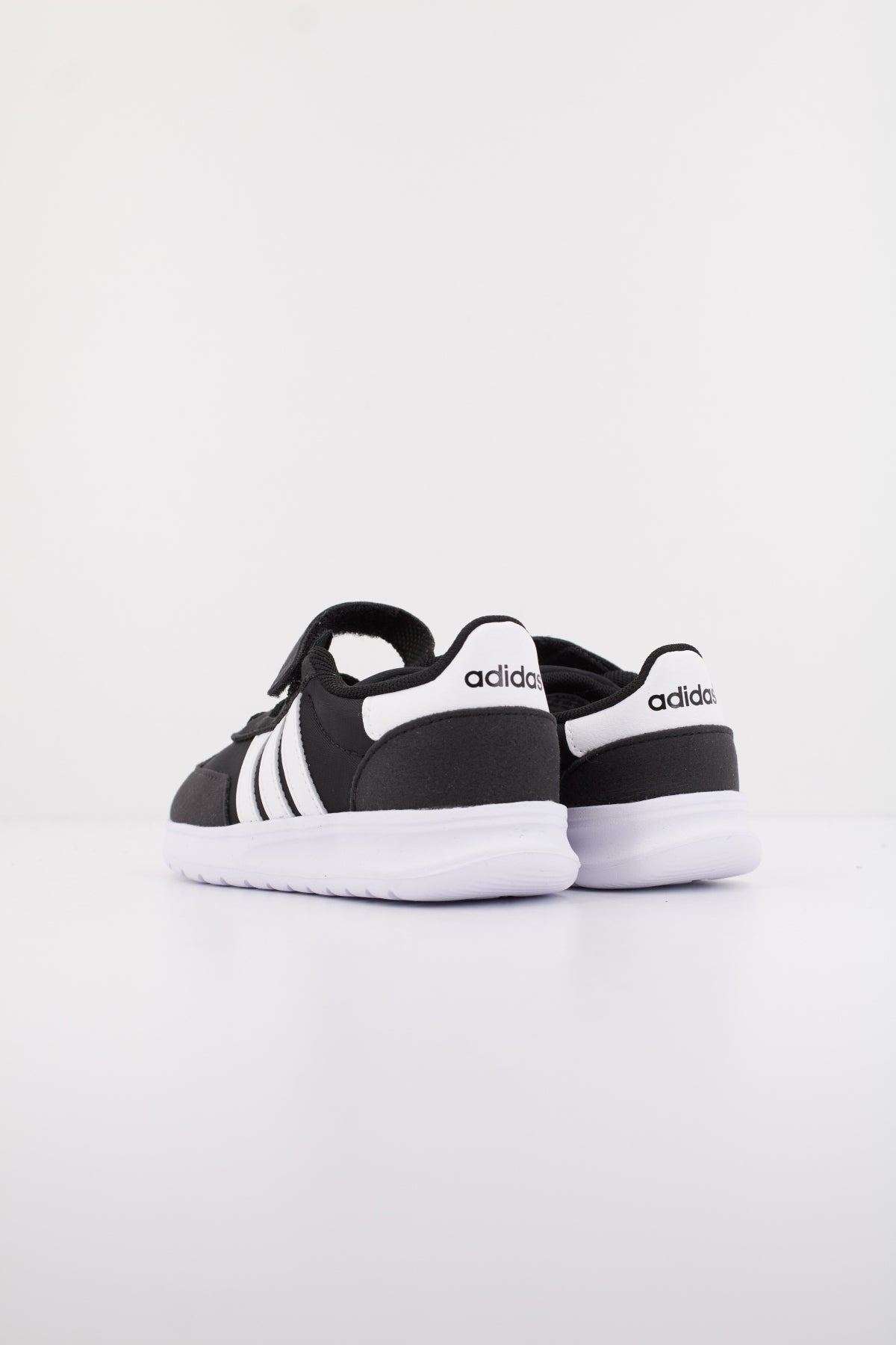 ADIDAS RUN S . EL I en color NEGRO (4)