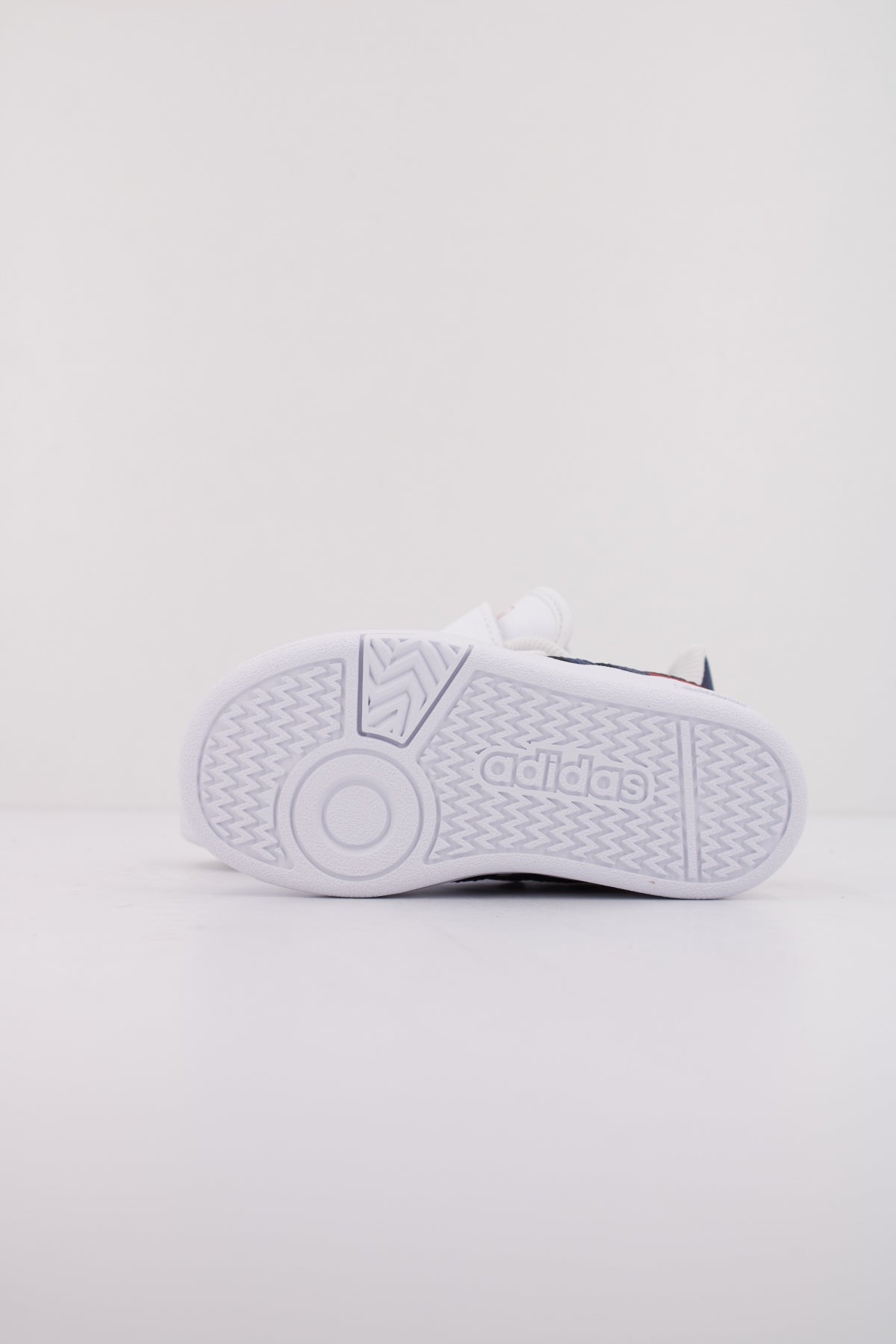 ADIDAS HOOPS . CF I en color BLANCO (5)