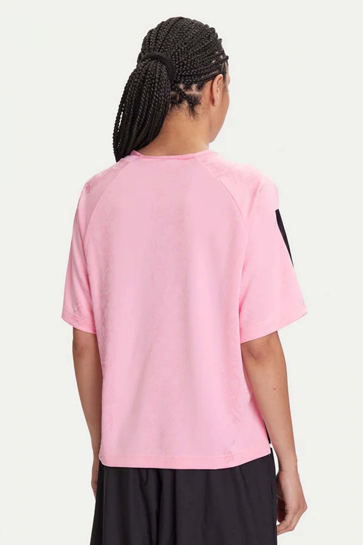 ADIDAS W TIRO Q TEE en color ROSA (2)