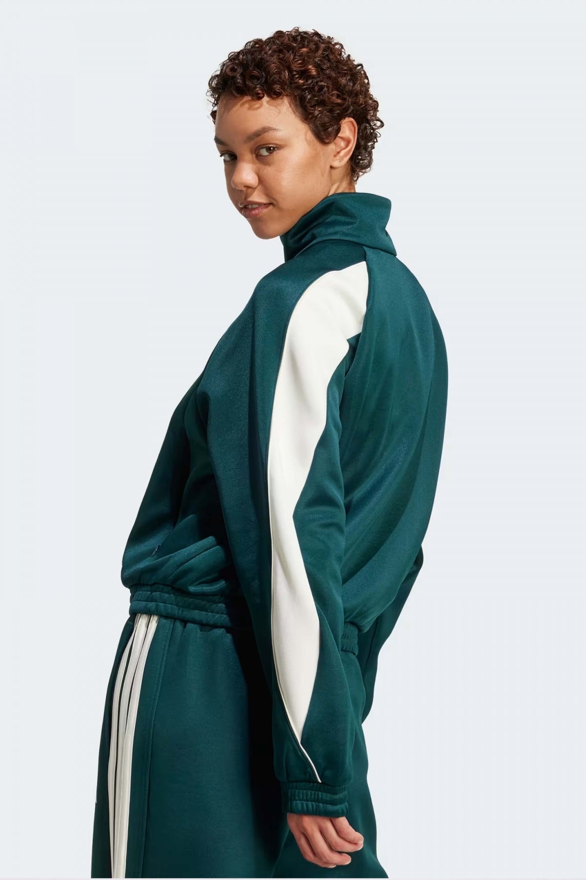 ADIDAS W STADIUM TT en color VERDE (3)