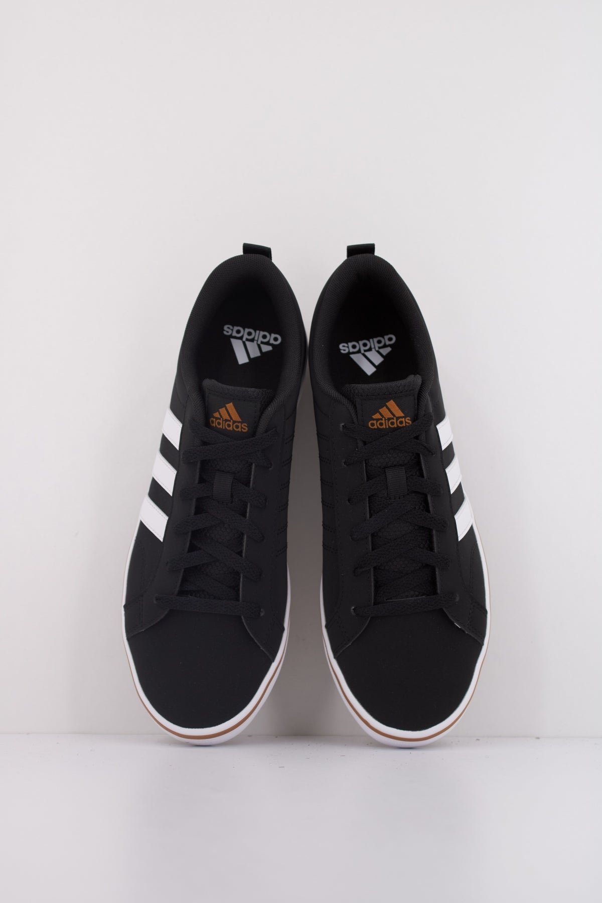 ADIDAS VS PACE . en color NEGRO (3)