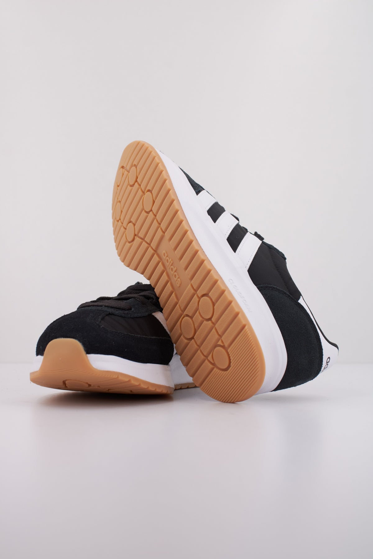 ADIDAS RUN s . en color NEGRO (5)