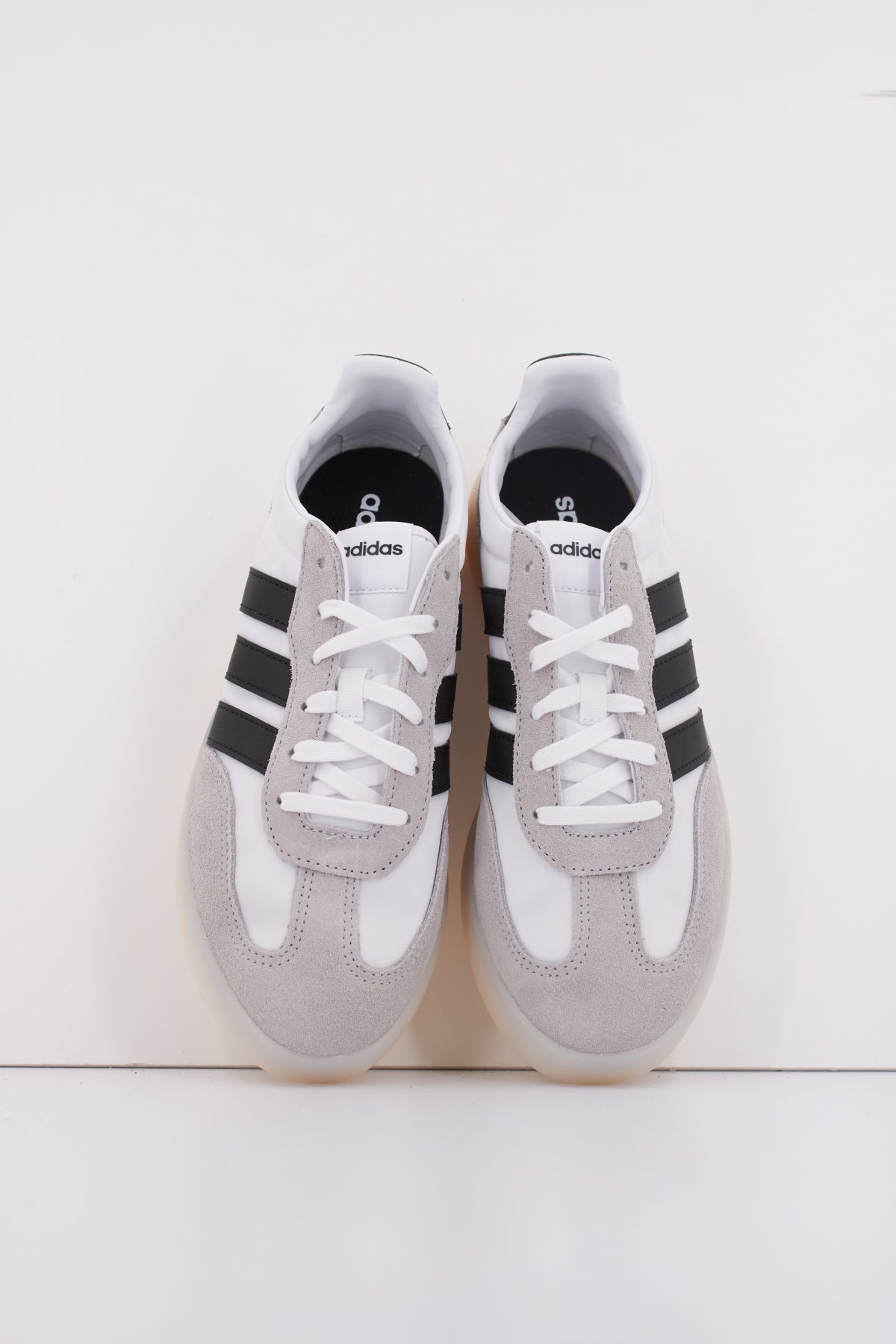 ADIDAS BARREDA DECODE en color BLANCO (3)
