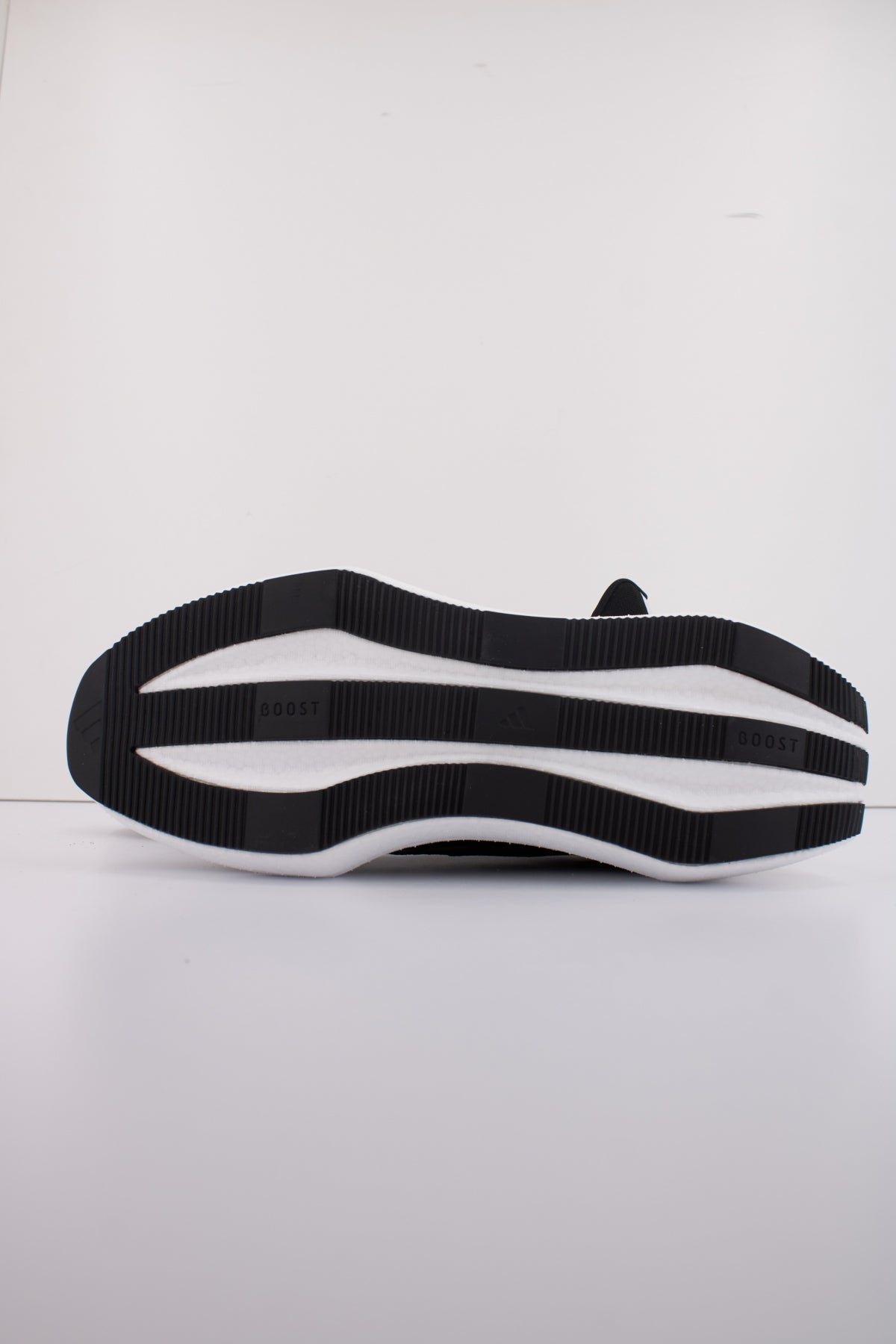 ADIDAS FLOWBOOST en color NEGRO (5)