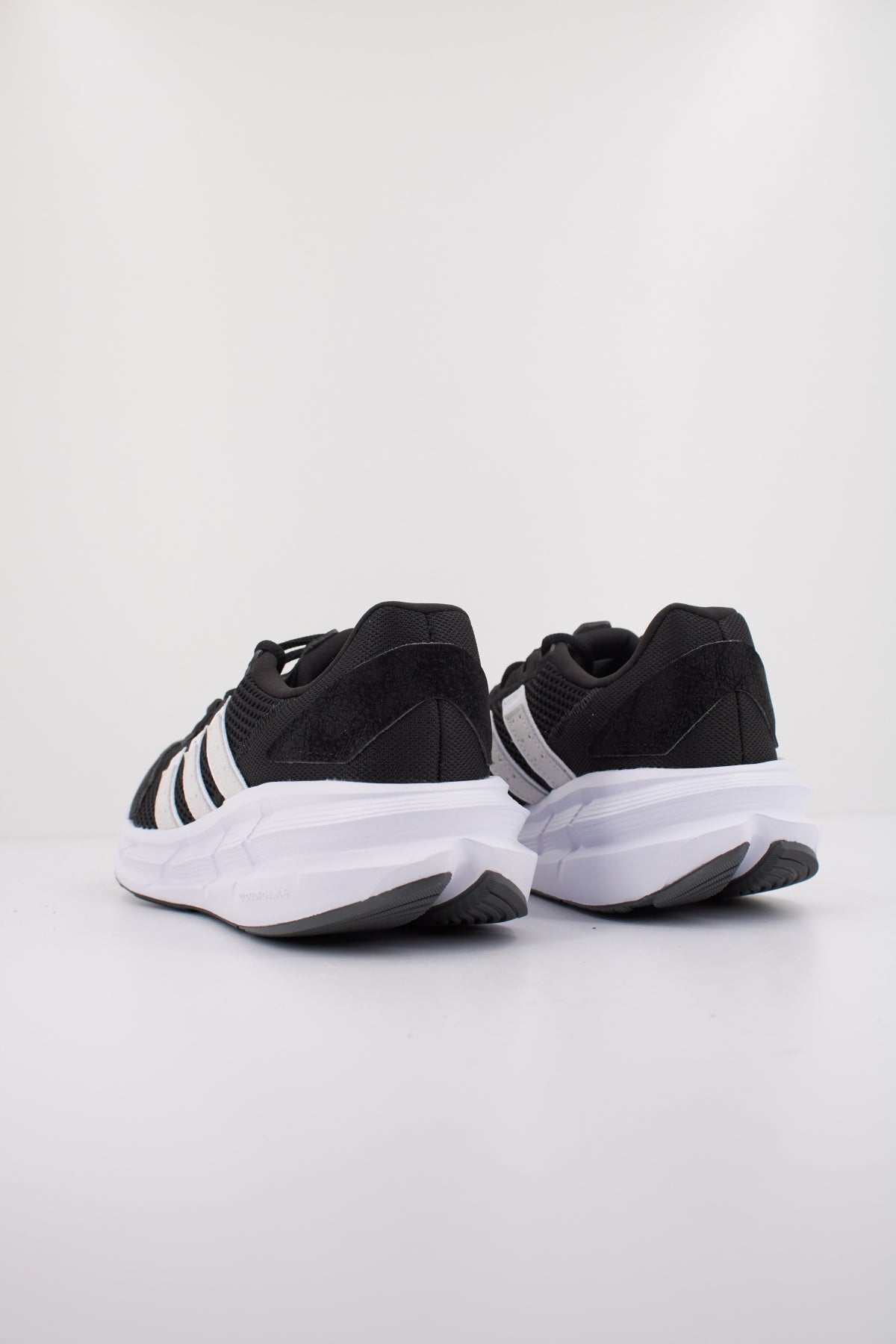 ADIDAS ASTRASTAR en color NEGRO (4)